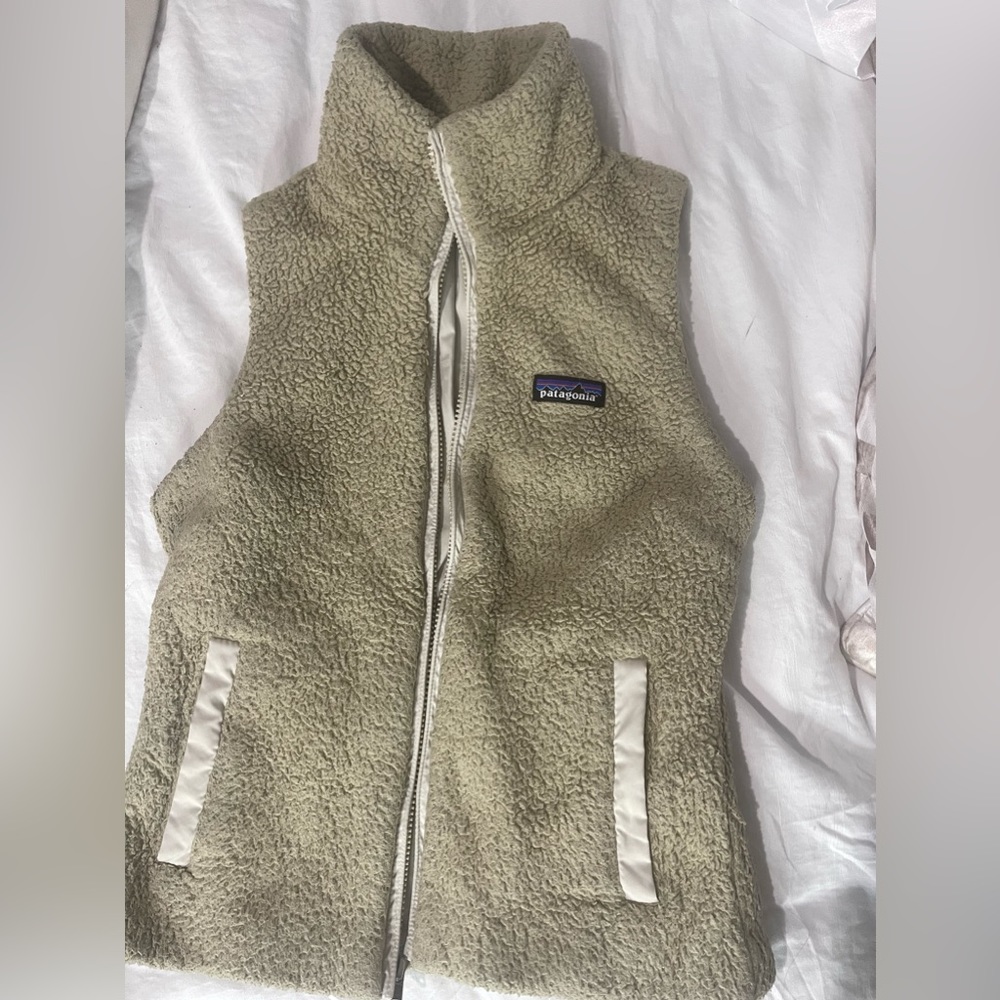 Patagonia- Women’s Fleece Vest xs
